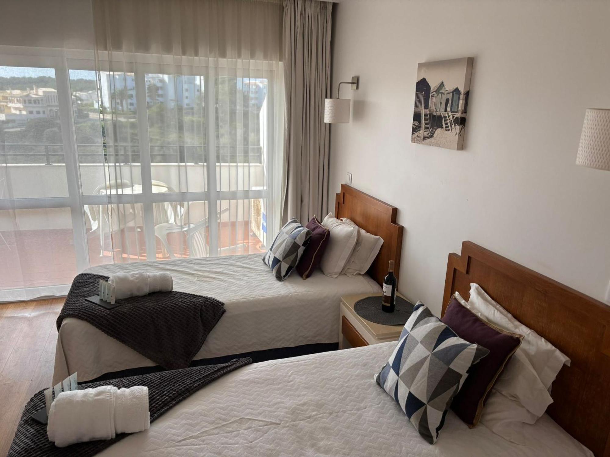 Brisa Mar Apartment ปอร์ติเมา ภายนอก รูปภาพ